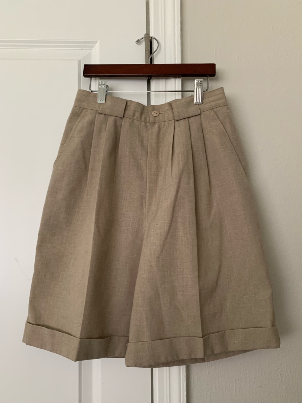 Vintage Pleated Cuffed Bermuda Shorts